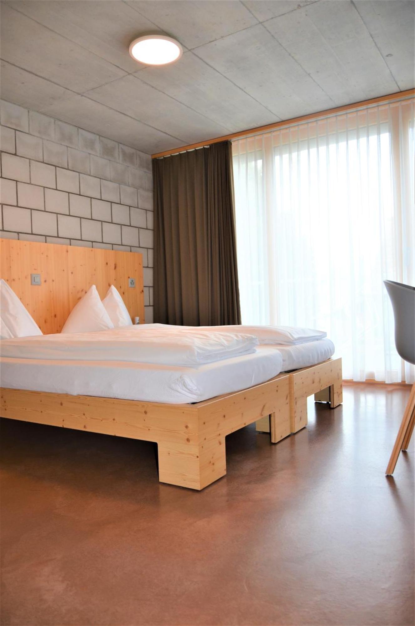 Hotel Seaside Spiez Bagian luar foto